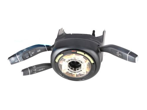 Kombi Kontakt / Stilkkontakt Kombi Kontakt / Stilkkontakt MERCEDES-BENZ GLA-CLASS (X156) GLA 200 (156.943) (156 hp) 34446925 34446925