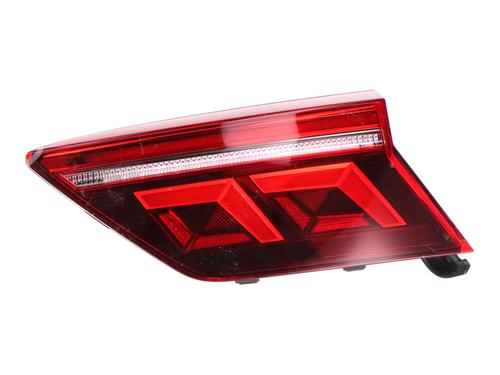 Used Right tailgate light VW TIGUAN (AD1, AX1) 2.0 TDI (150 hp) 32084393