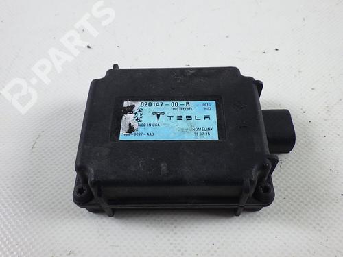 control-unit-tesla-model-s-5yjs-85d-awd-tesla-1020147-00-b-2012-7804437 main image
