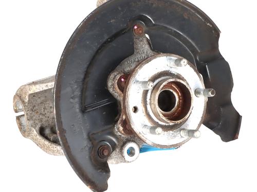Used Left front steering knuckle Left front steering knuckle VOLVO V40 Hatchback (525) T2 (122 hp) 40527748 40527748