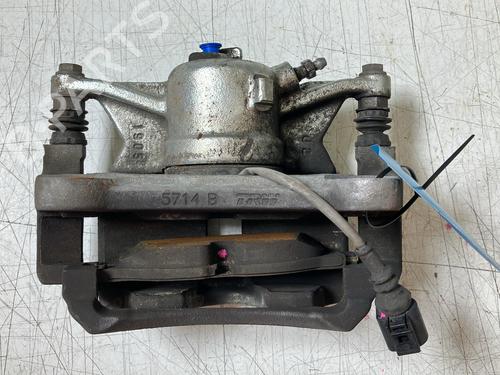 Used Right front brake caliper Right front brake caliper 38726490 38726490
