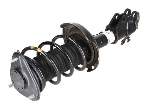 Used Right front shock absorber Right front shock absorber TOYOTA C-HR (_X1_) 1.8 Hybrid (ZYX10_, ZYX11_) (98 hp) 33545800 33545800