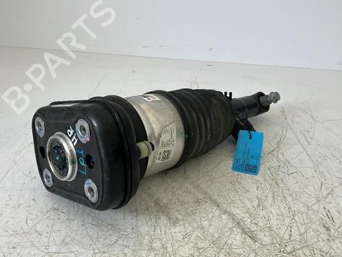Used Right rear shock absorber Right rear shock absorber BMW X7 (G07) xDrive M 60 i Mild Hybrid (530 hp) 39928083 39928083
