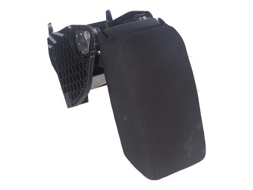 Used Armrest / Center console SKODA YETI (5L) 1.4 TSI (125 hp) 19674522