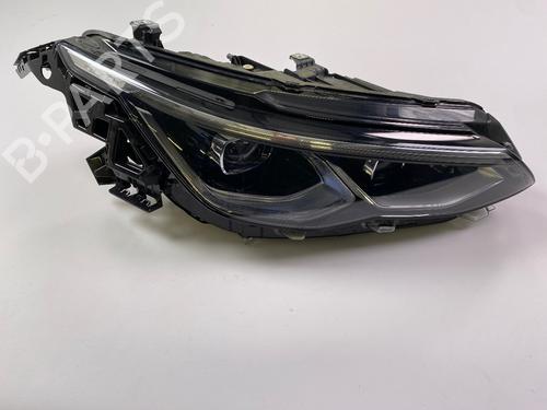 Used Right headlight Right headlight VW GOLF VIII (CD1, DA1) 1.0 TSI (90 hp) 33245203 33245203