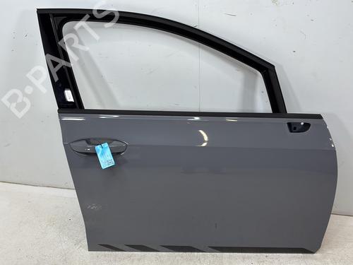 Used Right front door Right front door 38937112 38937112