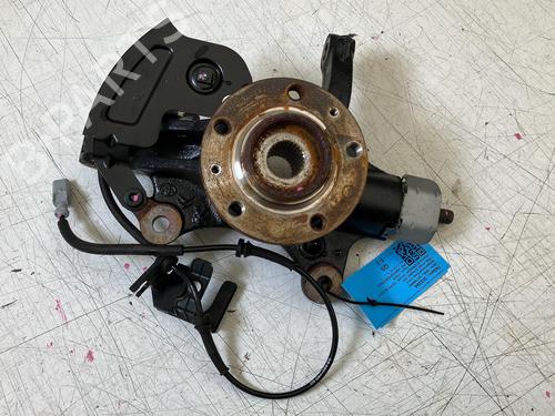 Used Left front steering knuckle Left front steering knuckle OPEL VIVARO C Van (K0) VIVARO-E HYDROGEN (136 hp) 39923754 39923754