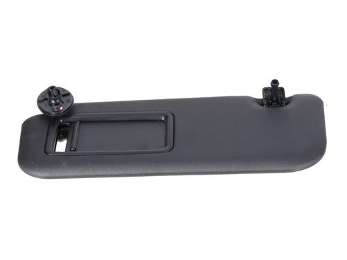 Used Left sun visor Left sun visor TOYOTA YARIS CROSS (MXP_) 1.5 Hybrid (MXPJ10) (92 hp) 39925359 39925359