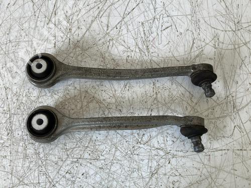 Used Right front suspension arm Right front suspension arm 37454670 37454670