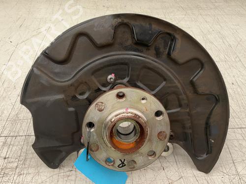 Used Right front steering knuckle Right front steering knuckle VW TIGUAN (CT1) 1.5 eTSI (150 hp) 39928311 39928311