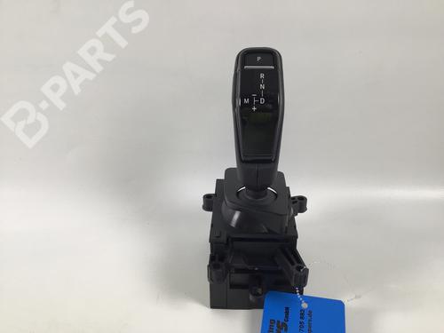 Used Automatic gearbox selector Automatic gearbox selector TOYOTA SUPRA (DB_) 3.0 GR (DB41, DB42, DB43, DB45, DB46) (340 hp) 8886720 8886720