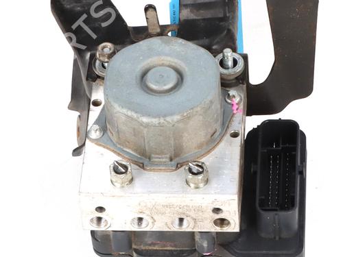 abs-pump-toyota-aygo-_b4_-2014-39530468 main image