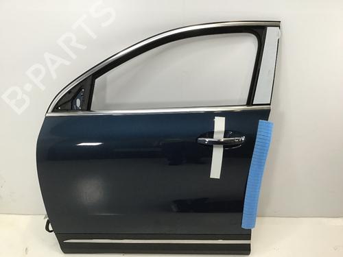 Used Left front door MERCEDES-BENZ GLA (H247) GLA 250 (247.746) (224 hp) 27303700