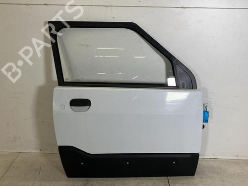 Used Right front door Right front door STREETSCOOTER WORK Van Elektro (B14) (52 hp) 34197288 34197288