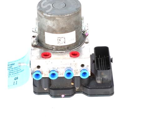 Used ABS pump ABS pump MERCEDES-BENZ VITO Van (W447) 110 CDI (447.601, 447.603, 447.605) (102 hp) 39925404 39925404