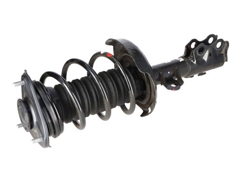Used Left front shock absorber Left front shock absorber TOYOTA COROLLA Estate (_E21_) 1.8 Hybrid (ZWE211) (98 hp) 33428941 33428941