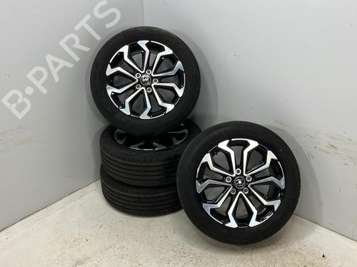 Used Wheel set Wheel set TOYOTA YARIS CROSS (MXP_) 1.5 Hybrid (MXPJ10) (92 hp) 39924679 39924679