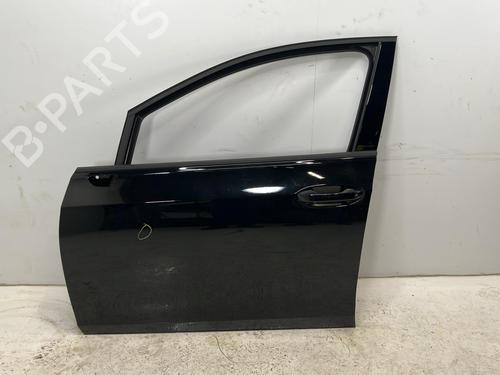 Used Left front door VW GOLF VIII (CD1, DA1) 1.5 TSI (150 hp) 32425621