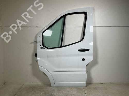 Used Left front door FORD TRANSIT V363 Platform/Chassis (FED, FFD) 2.0 EcoBlue (170 hp) 20323131