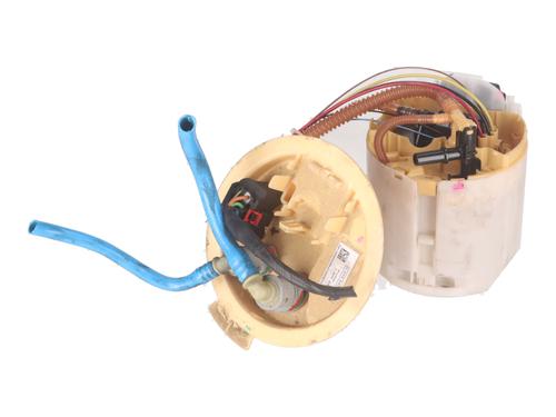 Used Fuel pump BMW 3 (F30, F80) 320 d (163 hp) 26133877
