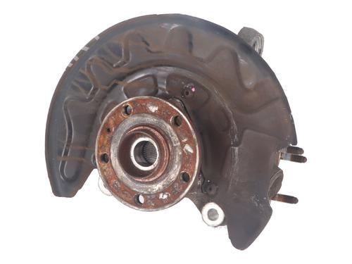 Fusee links voor VW PASSAT B8 Variant (3G5, CB5) 2.0 TDI (150 hp) 17974887