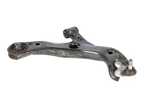Used Right front suspension arm Right front suspension arm 33428982 33428982