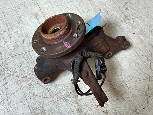 Used Left front steering knuckle Left front steering knuckle DACIA LOGAN III (3K_) 1.0 TCe 90 (3KM6) (91 hp) 39928760 39928760
