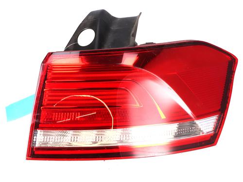 Used Right taillight Right taillight 38253983 38253983