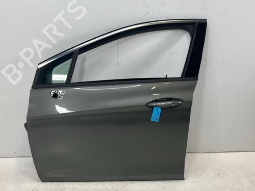 Used Left front door Left front door 36909225 36909225