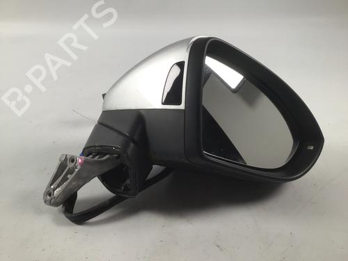 Used Right mirror Right mirror 39245758 39245758