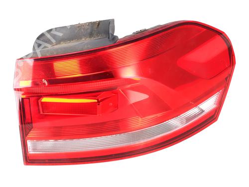 Used Right taillight Right taillight VW TOURAN (5T1) 2.0 TDI (150 hp) 34496266 34496266