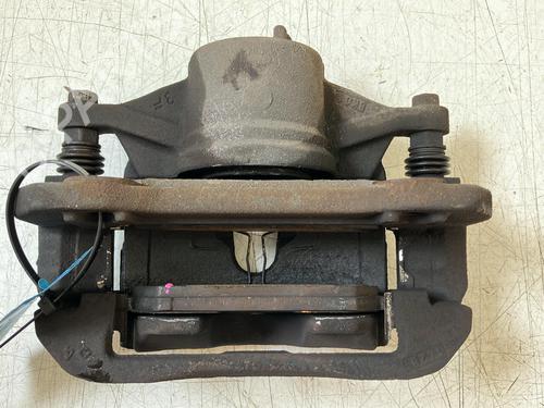 Used Left front brake caliper Left front brake caliper 38600601 38600601