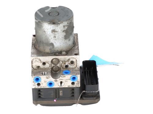 Used ABS pump MERCEDES-BENZ CLS Shooting Brake (X218) CLS 63 AMG (218.974) (525 hp) 32442418