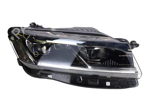 Used Right headlight VW TOUAREG (CR7, RC8) 3.0 TDI 4motion (286 hp) 29430457