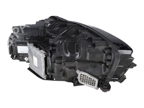 Right headlight VW TOUAREG (CR7, RC8) 3.0 TDI 4motion | BP29607335C29 
