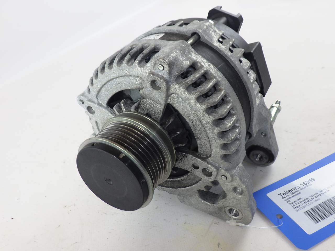 Alternator VW TIGUAN (5N_) 2.0 TDI 4motion BParts
