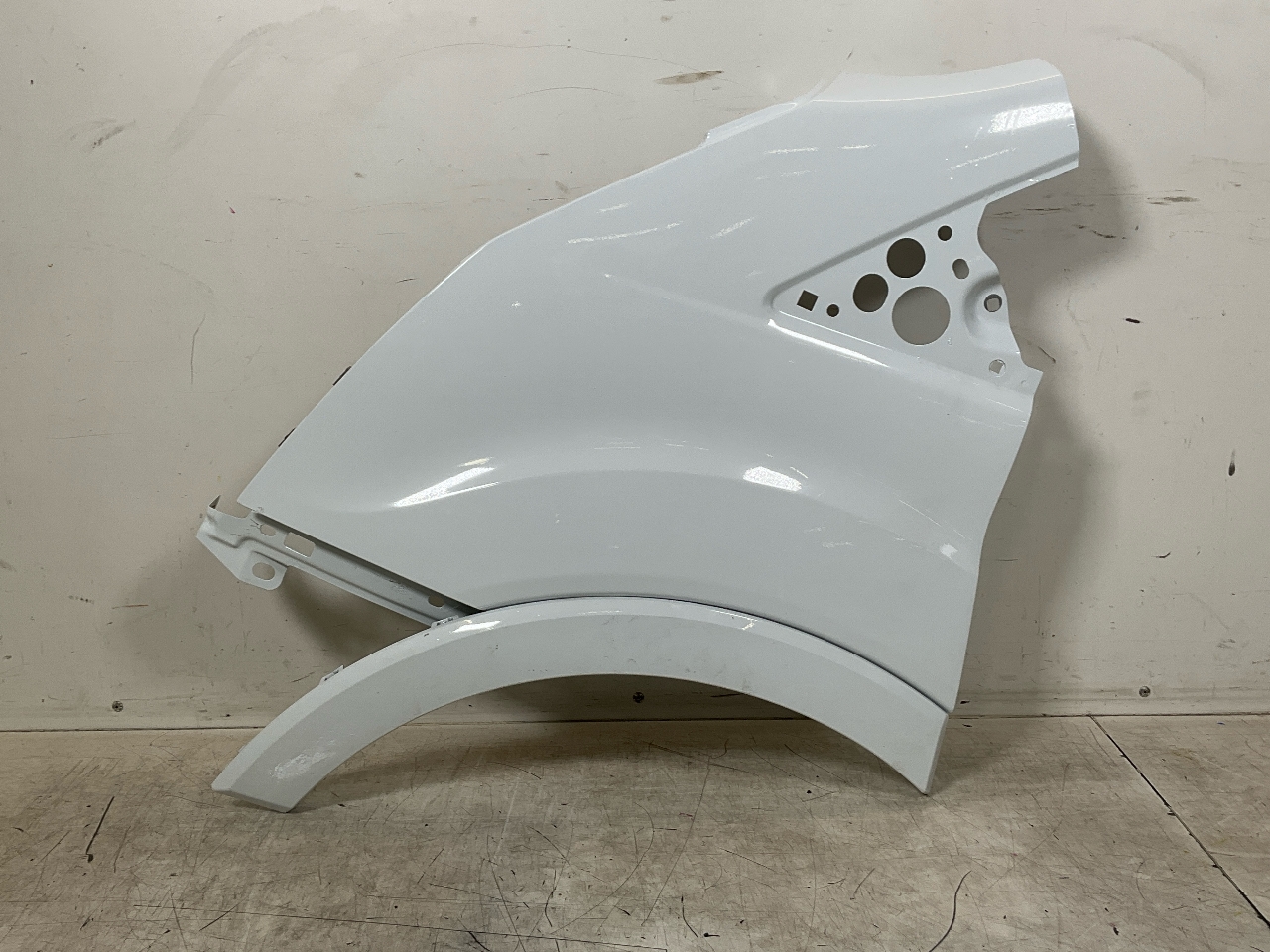 Left front fenders FORD TRANSIT V363 Platform/Chassis (FED, FFD) 2.0 ...