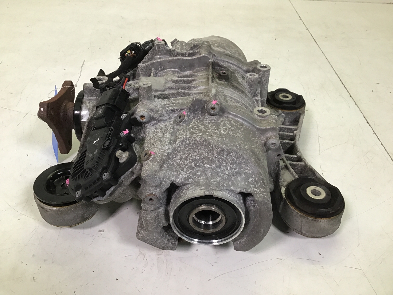 Used Rear differential VW GOLF VIII (CD1, DA1) 2.0 TSI R 4motion ...