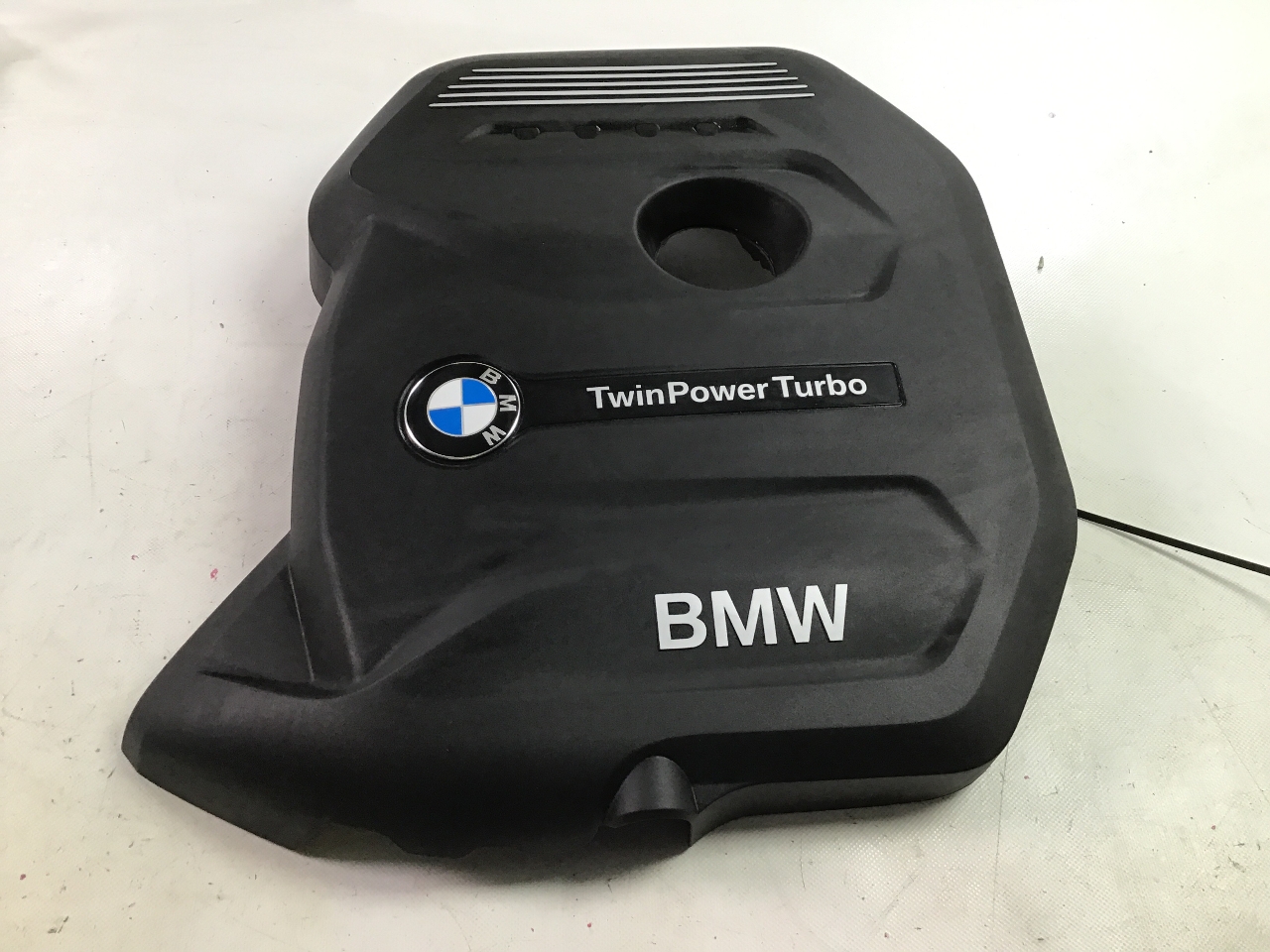 Engine cover BMW 3 (F30, F80) 320 i 7663120 BParts