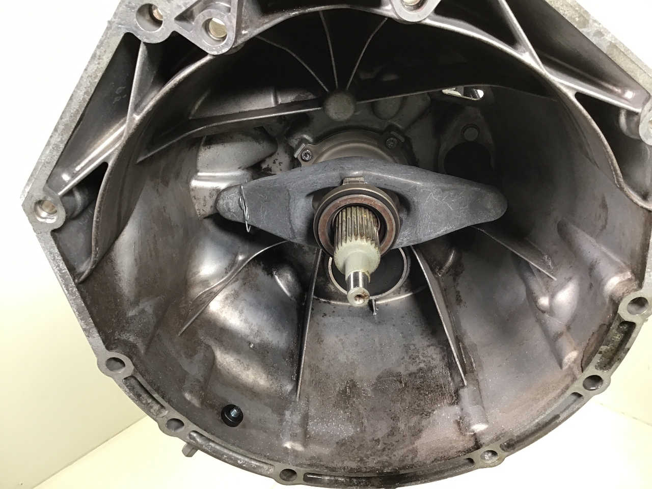 Manual gearbox BMW 3 Coupe (E92) M3 BMW: 2283601 , : GS6-53BZ | B-Parts