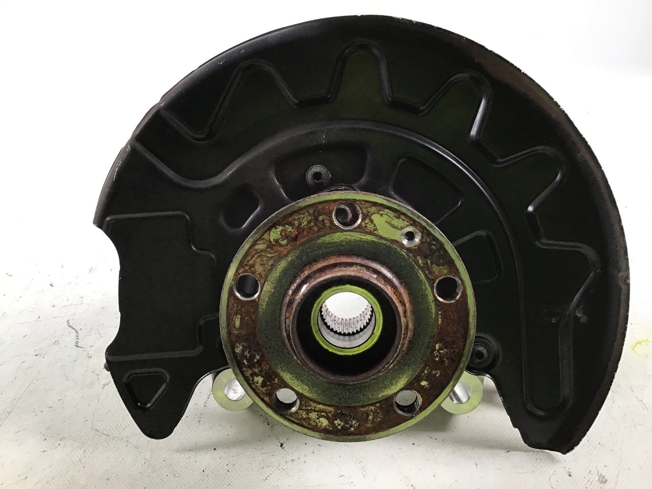 Right front steering knuckle VW PASSAT B8 Variant (3G5, CB5) 2.0 TDI