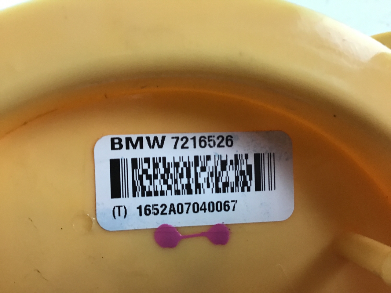 Fuel pump BMW X3 (F25) xDrive 20 d BMW 7216526 BParts