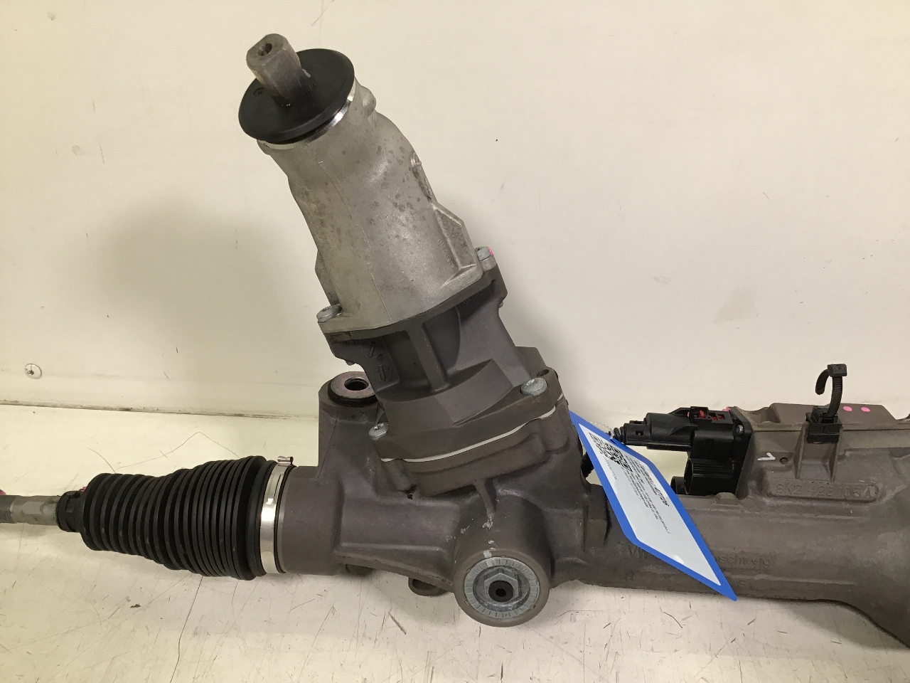 Steering rack AUDI A4 Avant (8K5, B8) RS4 quattro AUDI 8K2423055BN B