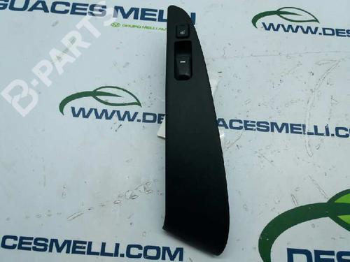 Used Right rear window switch Right rear window switch HYUNDAI ix35 (LM, EL, ELH) 1.7 CRDi (116 hp) 2885704 2885704