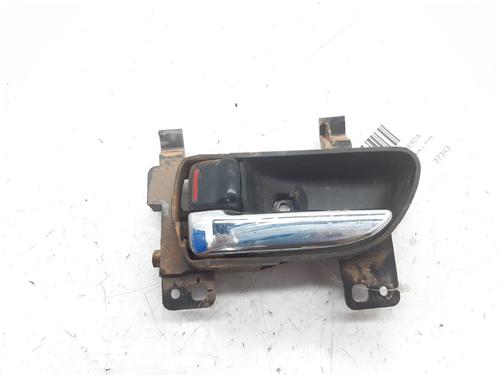 Used Front left interior door handle Front left interior door handle SUBARU LEGACY IV (BL) 2.0 D AWD (BLD) (150 hp) 6986434 6986434