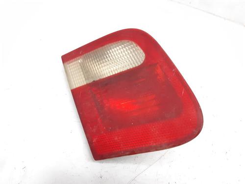 left-tailgate-light-bmw-3-e46-318-i-8364923-1997-1998-1999-2000-2001-2002-2003-2004-2005-7711623 main image