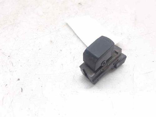 Used Left rear window switch Left rear window switch SUZUKI GRAND VITARA II (JT, TE, TD) 1.9 DDiS (JB419WD, JB419XD) (129 hp) 6510933 6510933