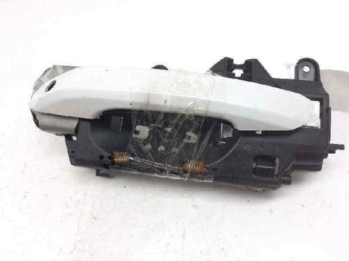 front-left-exterior-door-handle-audi-a4-b9-8w2-8wc-8w1837811a-2015-5939542 main image