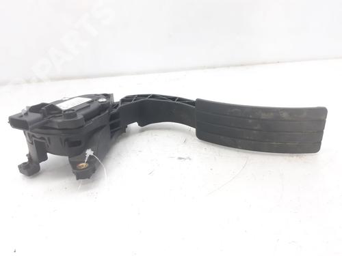 pedal-renault-clio-iv-bh_-15-dci-90-180029347r-2012-2013-2014-2015-2016-2017-2018-2019-2020-2021-7080564 main image