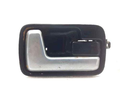 Used Front right interior door handle Front right interior door handle LAND ROVER DISCOVERY III (L319) 2.7 TD 4x4 (190 hp) 5855134 5855134